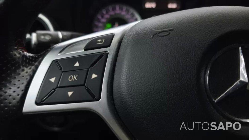 Mercedes-Benz Classe A 180 d AMG Line de 2015