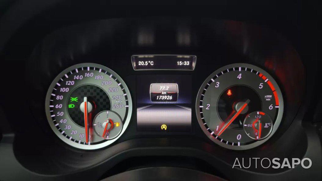 Mercedes-Benz Classe A 180 d AMG Line de 2015