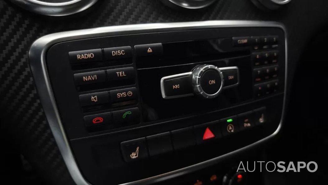 Mercedes-Benz Classe A 180 d AMG Line de 2015