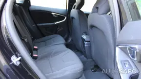 Volvo V40 Cross Country 2.0 D2 Momentum Geartronic de 2018