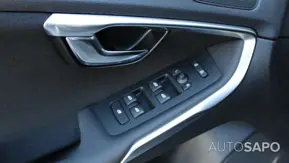 Volvo V40 Cross Country 2.0 D2 Momentum Geartronic de 2018