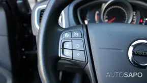 Volvo V40 Cross Country 2.0 D2 Momentum Geartronic de 2018