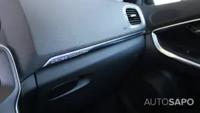 Volvo V40 Cross Country 2.0 D2 Momentum Geartronic de 2018