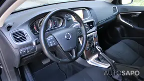 Volvo V40 Cross Country 2.0 D2 Momentum Geartronic de 2018