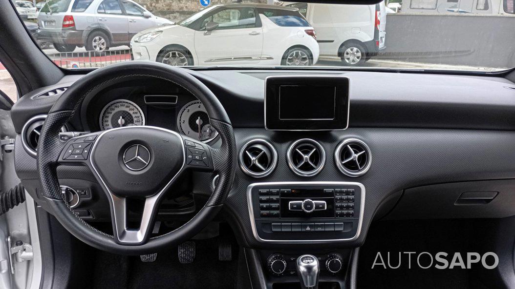 Mercedes-Benz Classe A 180 CDi BlueEfficiency Edition Urban de 2013