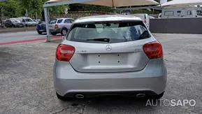 Mercedes-Benz Classe A 180 CDi BlueEfficiency Edition Urban de 2013