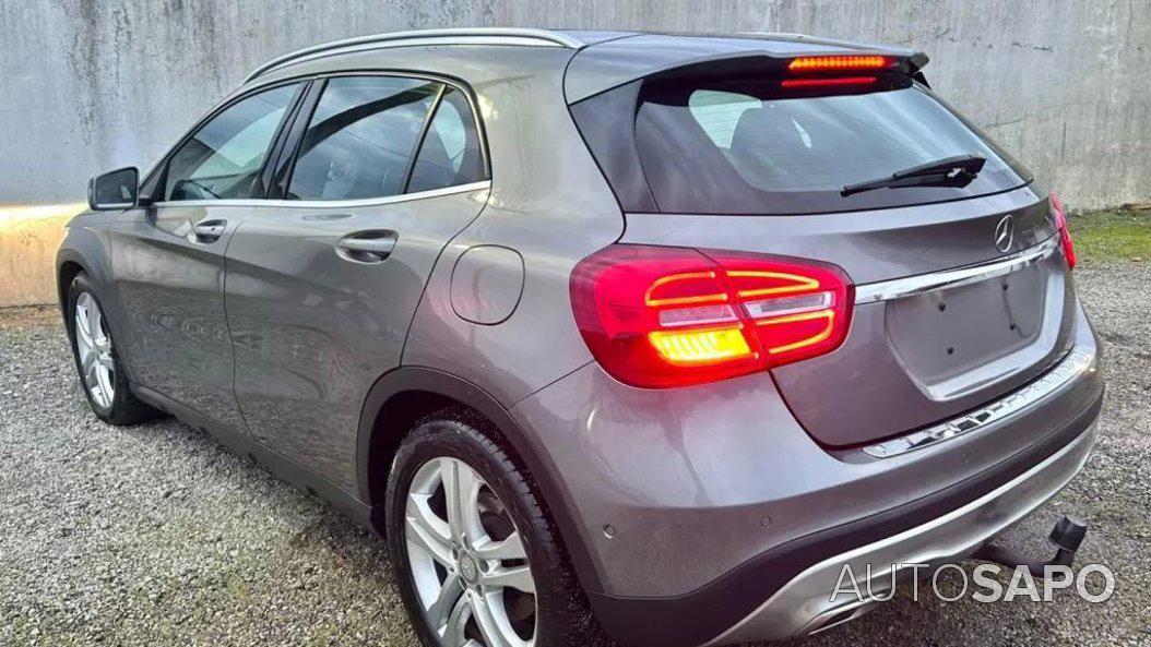 Mercedes-Benz Classe GLA 200 Aut. de 2015