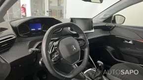 Peugeot 208 1.2 PureTech Active de 2021