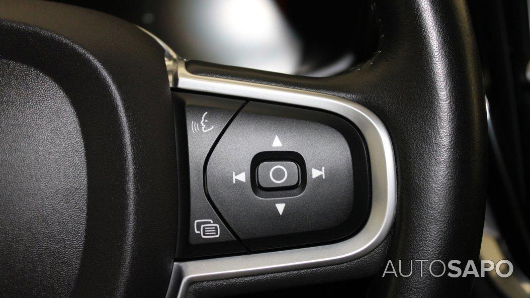 Volvo V60 2.0 B4 Momentum Core Geartronic de 2021