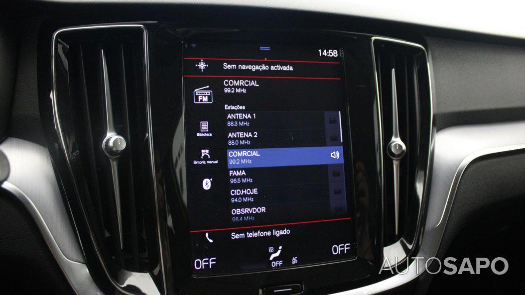 Volvo V60 2.0 B4 Momentum Core Geartronic de 2021