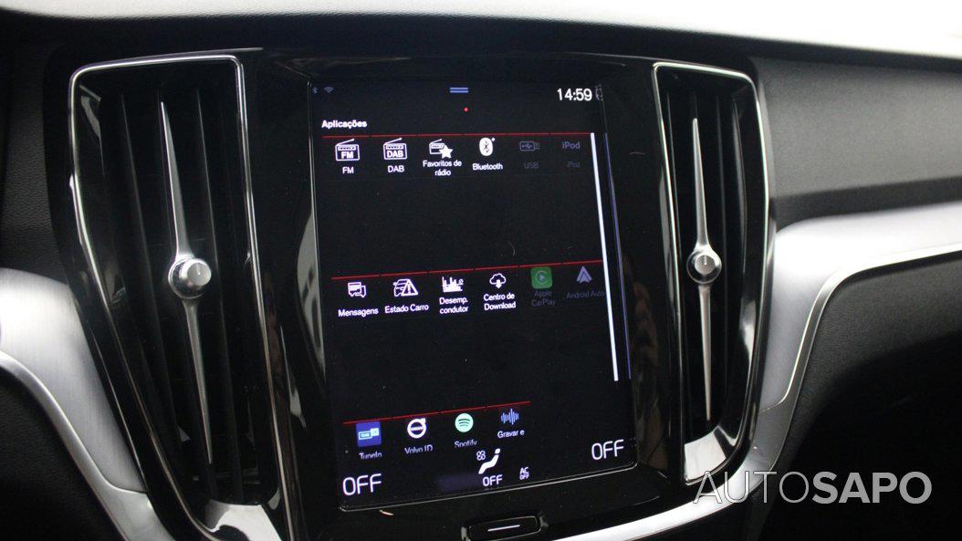 Volvo V60 2.0 B4 Momentum Core Geartronic de 2021