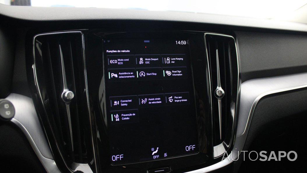 Volvo V60 2.0 B4 Momentum Core Geartronic de 2021