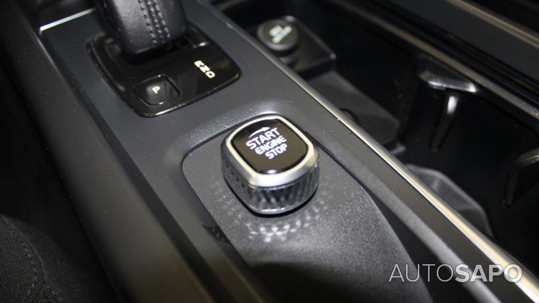 Volvo V60 2.0 B4 Momentum Core Geartronic de 2021