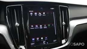 Volvo V60 2.0 B4 Momentum Core Geartronic de 2021
