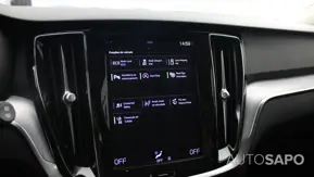 Volvo V60 2.0 B4 Momentum Core Geartronic de 2021
