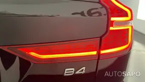 Volvo V60 2.0 B4 Momentum Core Geartronic de 2021