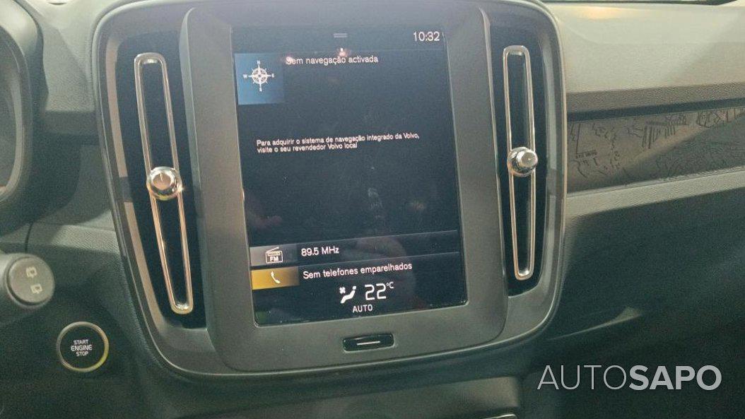 Volvo XC40 1.5 T2 Momentum Core de 2021