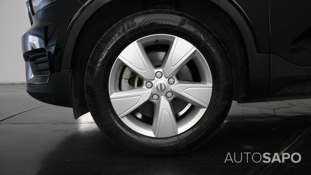 Volvo XC40 1.5 T2 Momentum Core de 2021