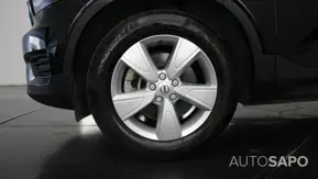 Volvo XC40 1.5 T2 Momentum Core de 2021
