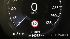 Volvo XC40 1.5 T2 Momentum Core de 2021