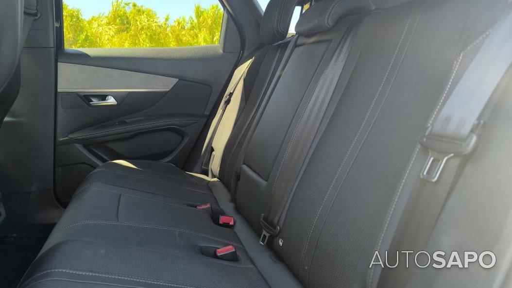 Peugeot 3008 1.6 Hybrid GT e-EAT8 de 2023