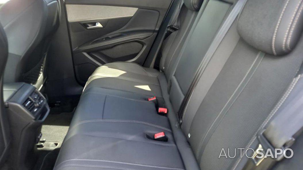 Peugeot 3008 1.6 Hybrid4 GT e-EAT8 de 2023