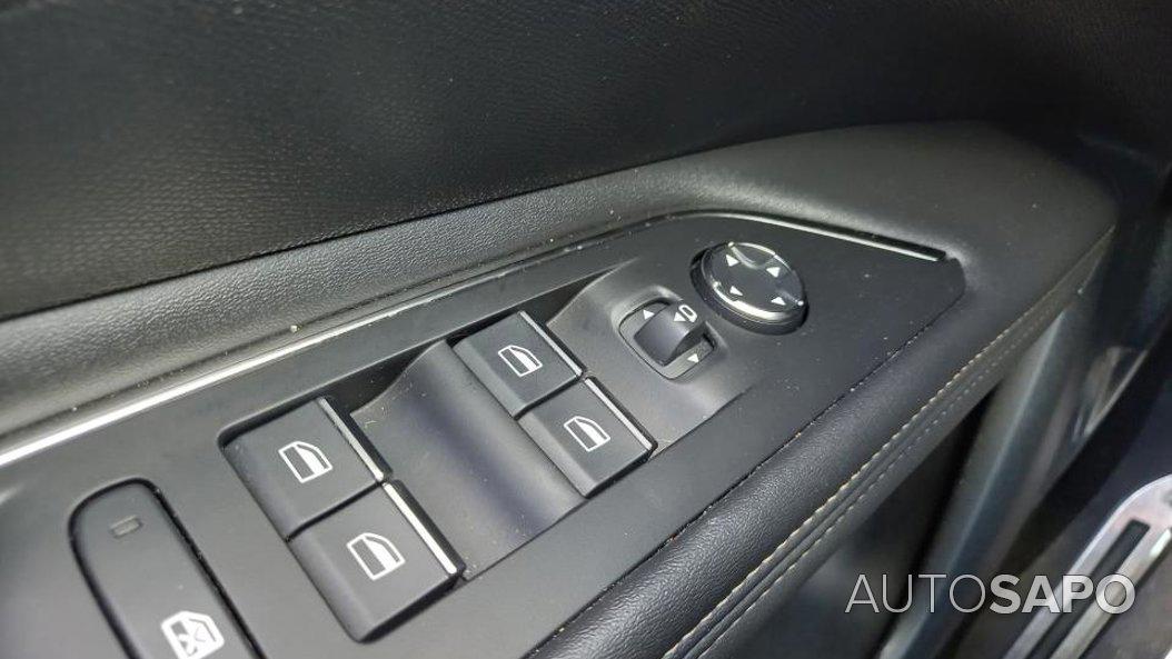 Peugeot 3008 1.6 Hybrid4 GT e-EAT8 de 2023