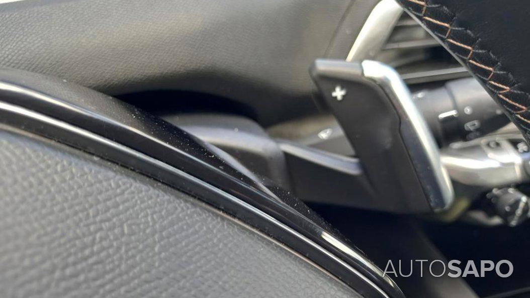 Peugeot 3008 1.6 Hybrid4 GT e-EAT8 de 2023