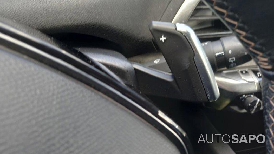 Peugeot 3008 1.6 Hybrid4 GT e-EAT8 de 2023