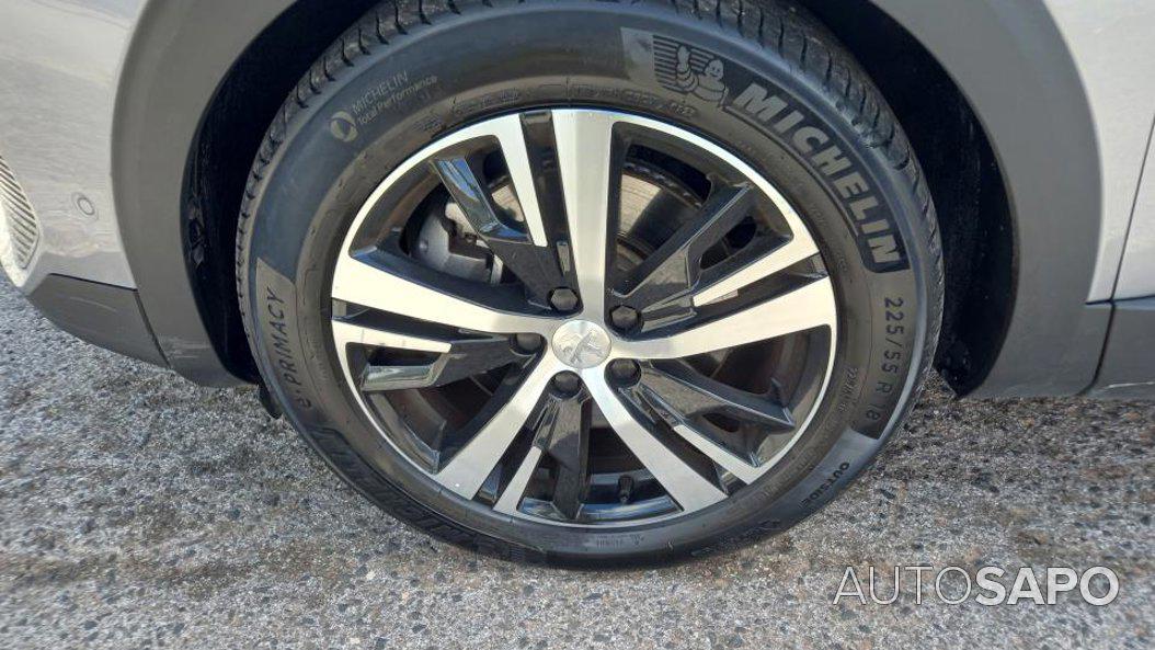 Peugeot 3008 1.6 Hybrid4 GT e-EAT8 de 2023