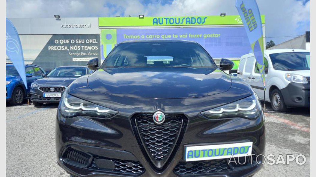 Alfa Romeo Stelvio 2.0 T Sprint Q4 AT8 de 2025