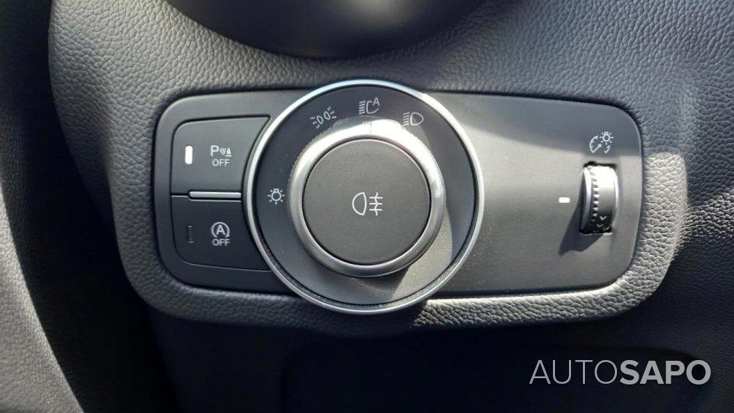 Alfa Romeo Stelvio 2.0 T Sprint Q4 AT8 de 2025