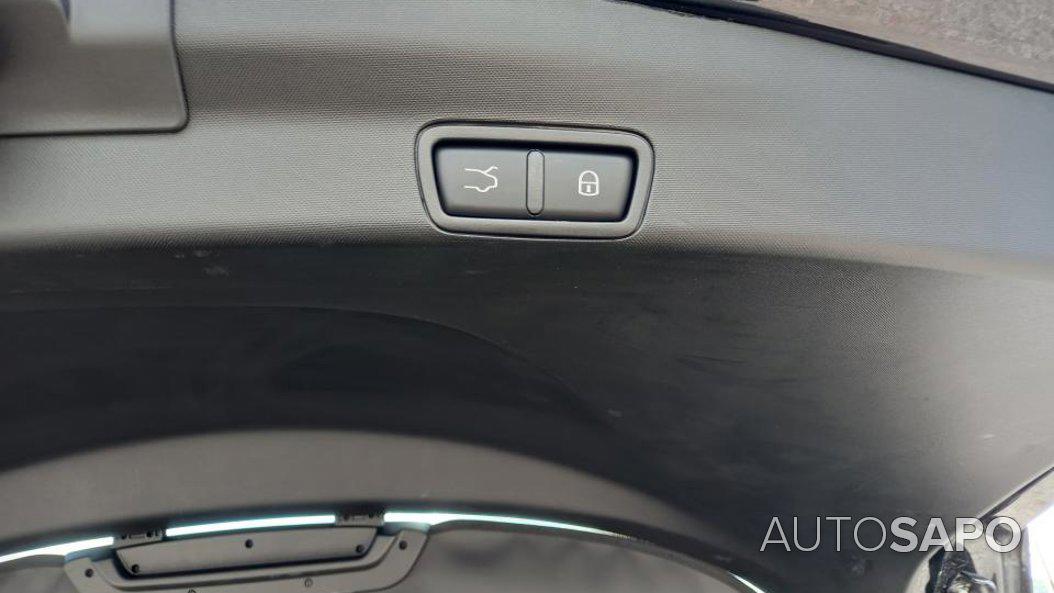 Alfa Romeo Stelvio 2.0 T Sprint Q4 AT8 de 2025