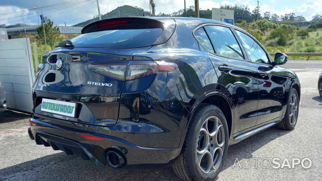 Alfa Romeo Stelvio 2.0 T Sprint Q4 AT8 de 2025