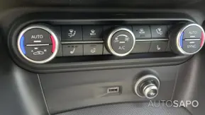 Alfa Romeo Stelvio 2.0 T Sprint Q4 AT8 de 2025