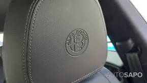Alfa Romeo Stelvio 2.0 T Sprint Q4 AT8 de 2025