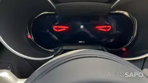 Alfa Romeo Stelvio 2.0 T Sprint Q4 AT8 de 2025