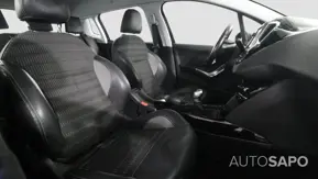 Peugeot 2008 1.2 PureTech Active de 2015