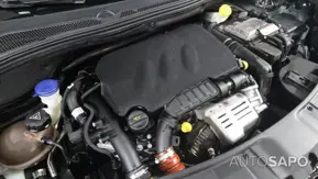 Peugeot 2008 1.2 PureTech Active de 2015