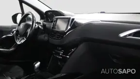 Peugeot 2008 1.2 PureTech Active de 2015
