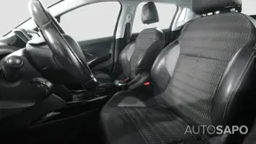 Peugeot 2008 1.2 PureTech Active de 2015