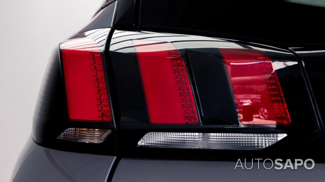 Peugeot 5008 1.5 BlueHDi Allure EAT8 de 2020