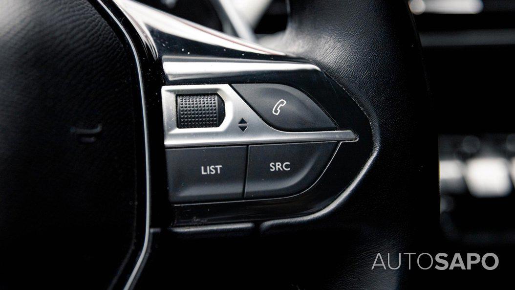 Peugeot 5008 1.5 BlueHDi Allure EAT8 de 2020