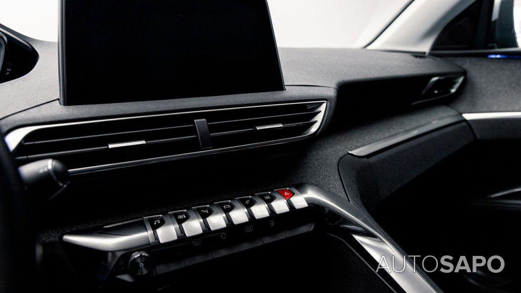 Peugeot 5008 1.5 BlueHDi Allure EAT8 de 2020