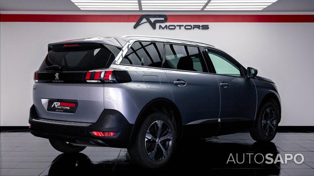 Peugeot 5008 1.5 BlueHDi Allure EAT8 de 2020