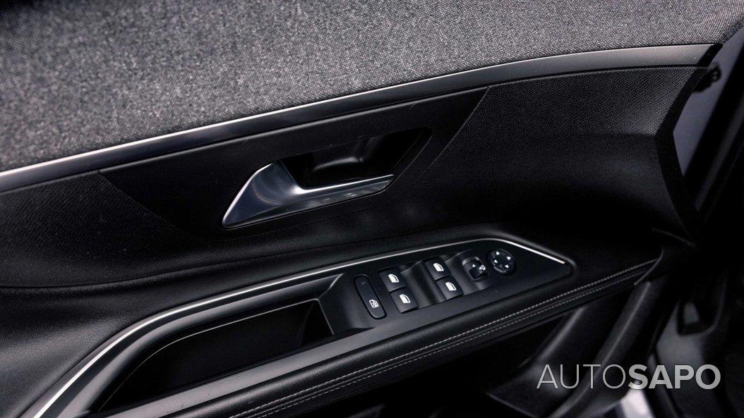 Peugeot 5008 1.5 BlueHDi Allure EAT8 de 2020