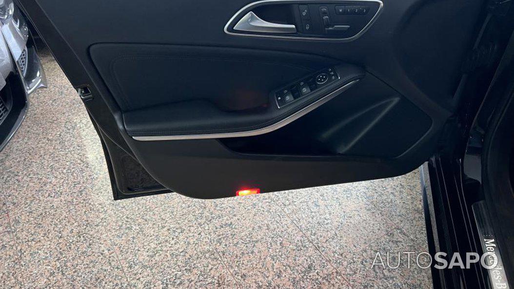 Mercedes-Benz Classe A 180 d AMG Line Aut. de 2014
