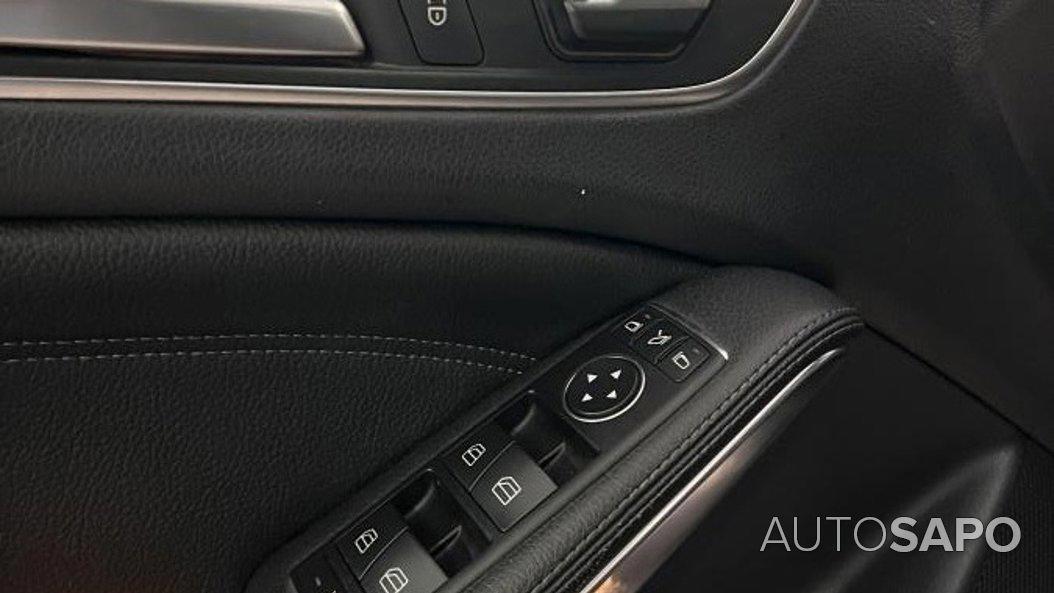 Mercedes-Benz Classe A 180 d AMG Line Aut. de 2014