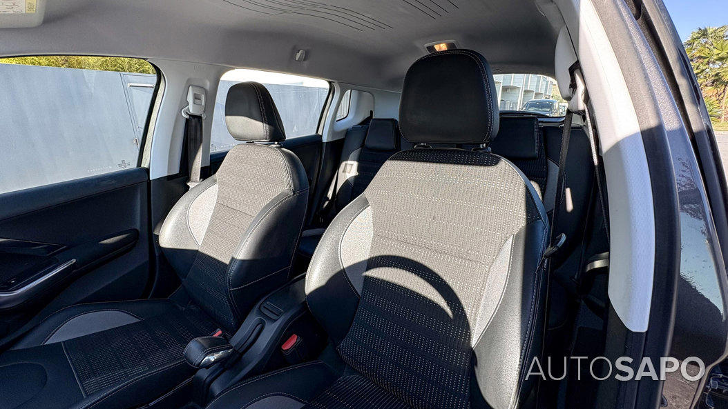 Peugeot 2008 1.2 PureTech Allure de 2017