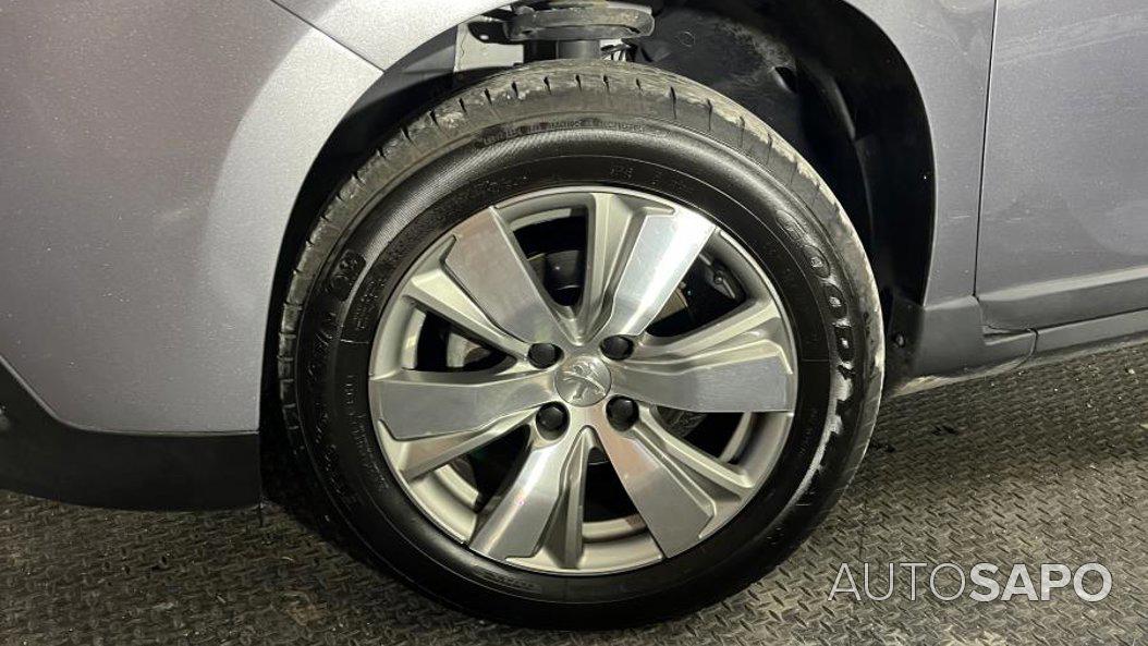 Peugeot 2008 1.6 BlueHDi Style de 2016